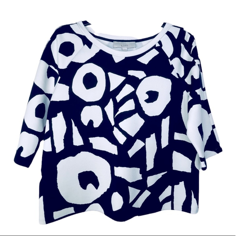 Ann Taylor LOFT Wmns top size medium blue white print